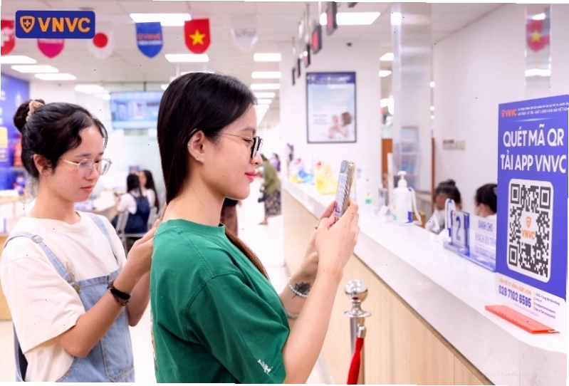 Quét mã để tải ứng dụng sổ tiêm chủng