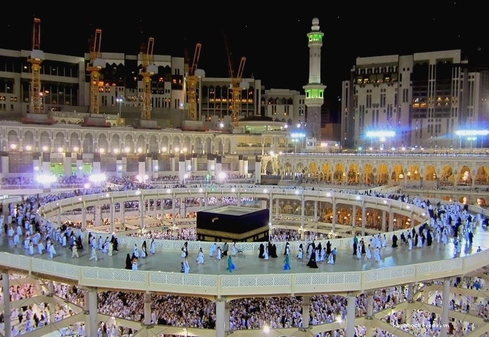 Thánh đường Hồi giáo Al-Haram ở Makkah bao quanh Kaaba linh thiêng