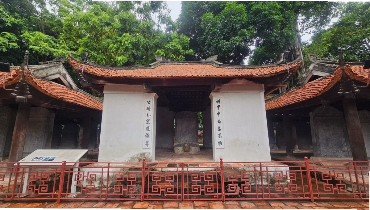 Thông tin giờ mở cửa và các hoạt động tại Văn Miếu