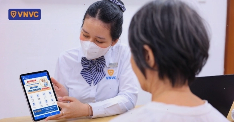 Tiêm chủng thông minh với sổ tiêm chủng điện tử