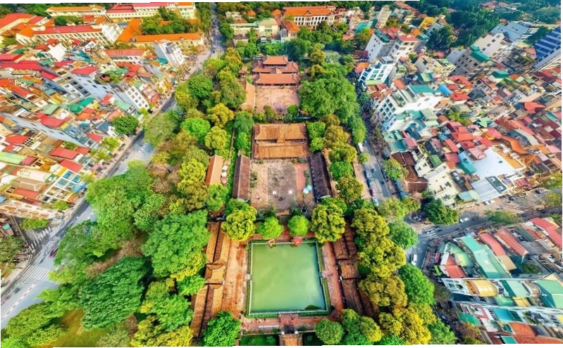 Toàn cảnh Văn Miếu nhìn từ trên cao
