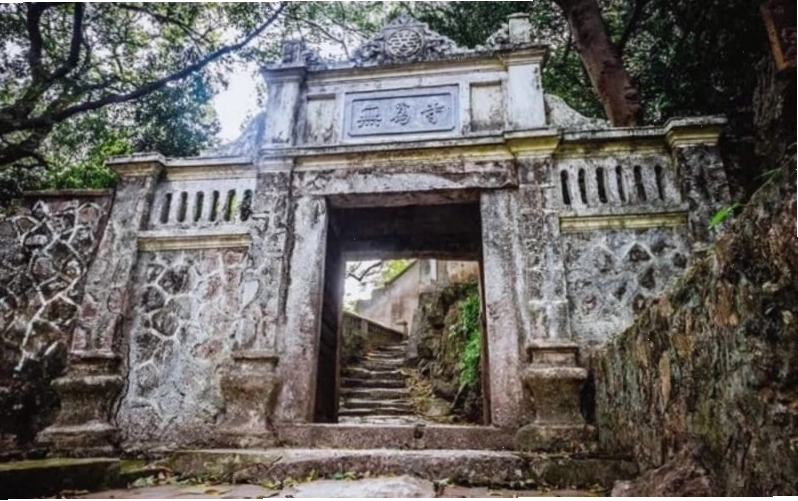 Tổng quan kiến trúc Chùa Trầm cổ kính tại Hà Nội