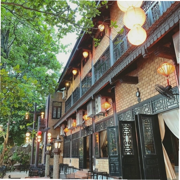 Tường nhà rường Huế