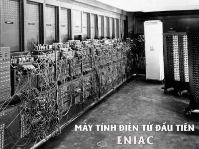 Máy tính đầu tiên được phát minh vào thời gian nào?