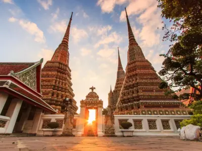 Chùa Wat Pho Bangkok – Ngôi chùa Phật nằm nổi tiếng Thái Lan