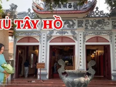 Phủ Tây Hồ – Điểm đến linh thiêng giữa lòng thủ đô Hà Nội
