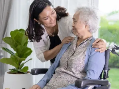 Làm thế nào để chăm sóc người già trong gia đình tốt nhất?