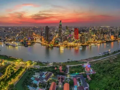 Khám phá thành phố Hồ Chí Minh – Nhịp sống đô thị sôi động với những tòa nhà chọc trời