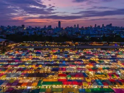 Khám phá vẻ đẹp sầm uất tại Chợ đêm Chatuchak Bangkok