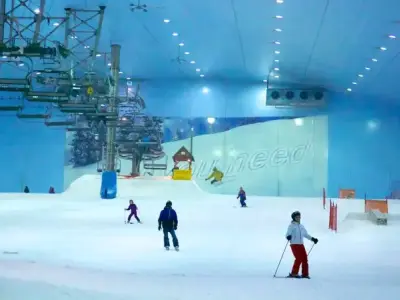 Khám phá trải nghiệm tại khu trượt tuyết trong nhà Ski Dubai
