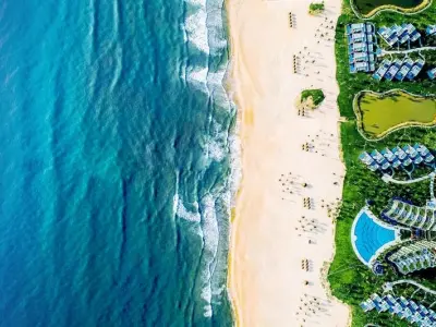 Ảnh biển Đà Nẵng mùa hè đầy nắng và tràn sức sống