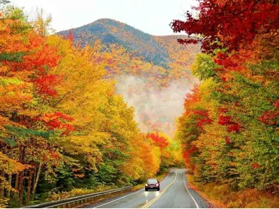 Thưởng ngoạn mùa thu lá vàng New England Mỹ lãng mạn