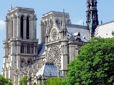 Nhà thờ Đức Bà Paris – Kiệt tác kiến trúc Gothic vĩ đại