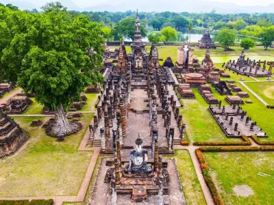 Khám phá vẻ đẹp cổ kính của cố đô Sukhothai Thái Lan