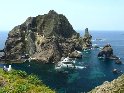 Khám phá vẻ đẹp hoang sơ và kỳ bí của Ulleungdo & Dokdo