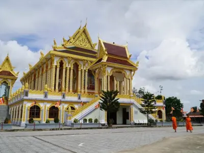 Vùng đất Sóc Trăng - Tìm về miền đất tâm linh bình yên nơi sông nước