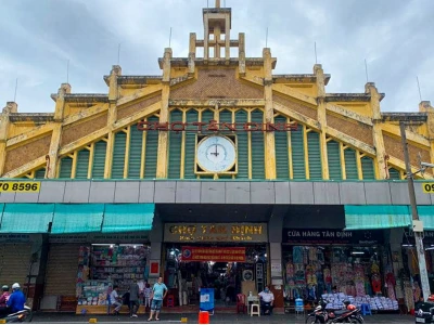 Chợ Tân Định TP.HCM: Thiên Đường Vải Vóc, Ẩm Thực và Trải Nghiệm Địa Phương Độc Đáo