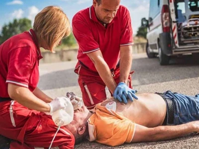 Hồi Sức Tim Phổi (CPR): Hướng Dẫn Toàn Diện Quy Trình và Lưu Ý Quan Trọng
