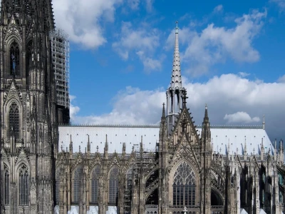 Nhà thờ Cologne: Biểu tượng kiến trúc Gothic và Di sản Thế giới