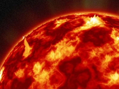 Siêu bão mặt trời 2026: Nguy cơ tiềm ẩn và giải pháp bảo vệ Trái Đất