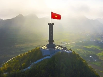 Ý nghĩa thiêng liêng của lá cờ đỏ sao vàng và lịch sử ra đời